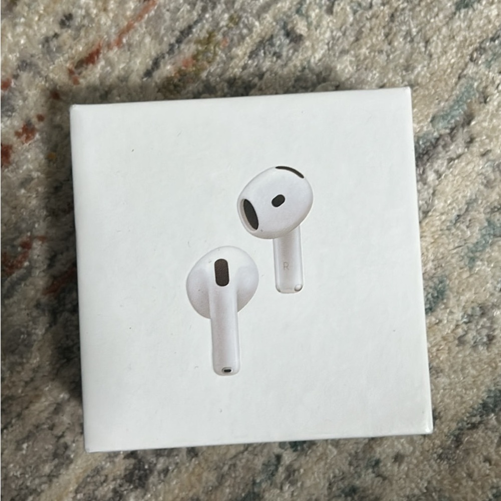 Apple AirPods Pro with Wireless Charging Case - White - Picture 3 of 3